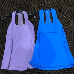 Lululemon scoop neck tank tops (size 8)